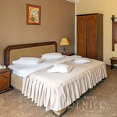Hotell Premier 4*