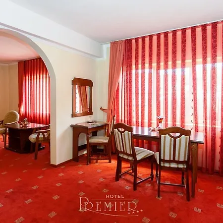 Premier Готель 4*
